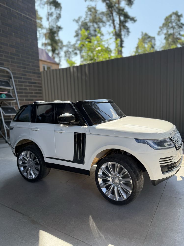 Продам дитячий електро автомобіль Range Rover
