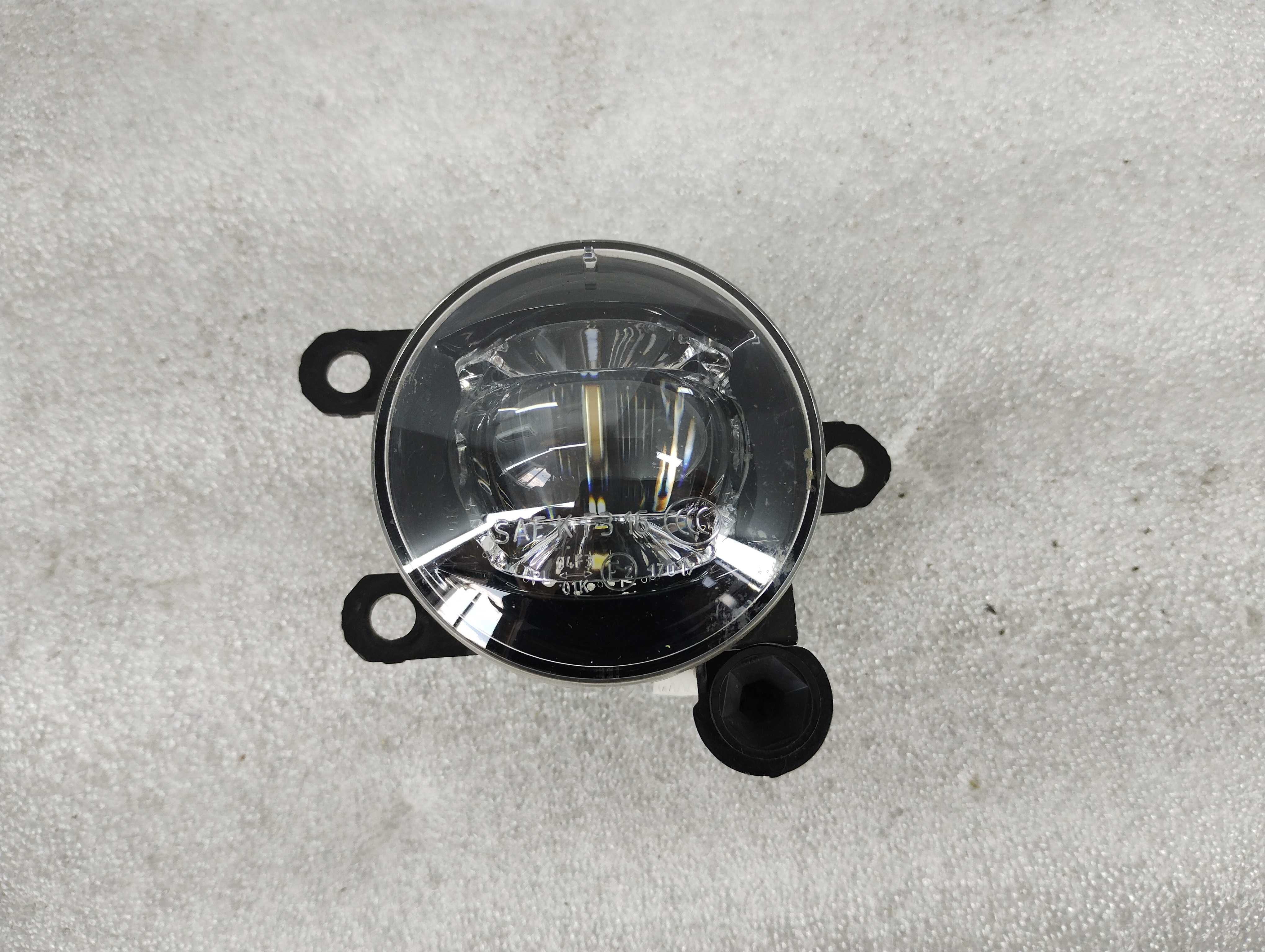 Halogen Prawy Ford Puma MK2 LED DRL