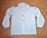 Camisa branca com detalhes de cachos de uvas, 3/4 anos
