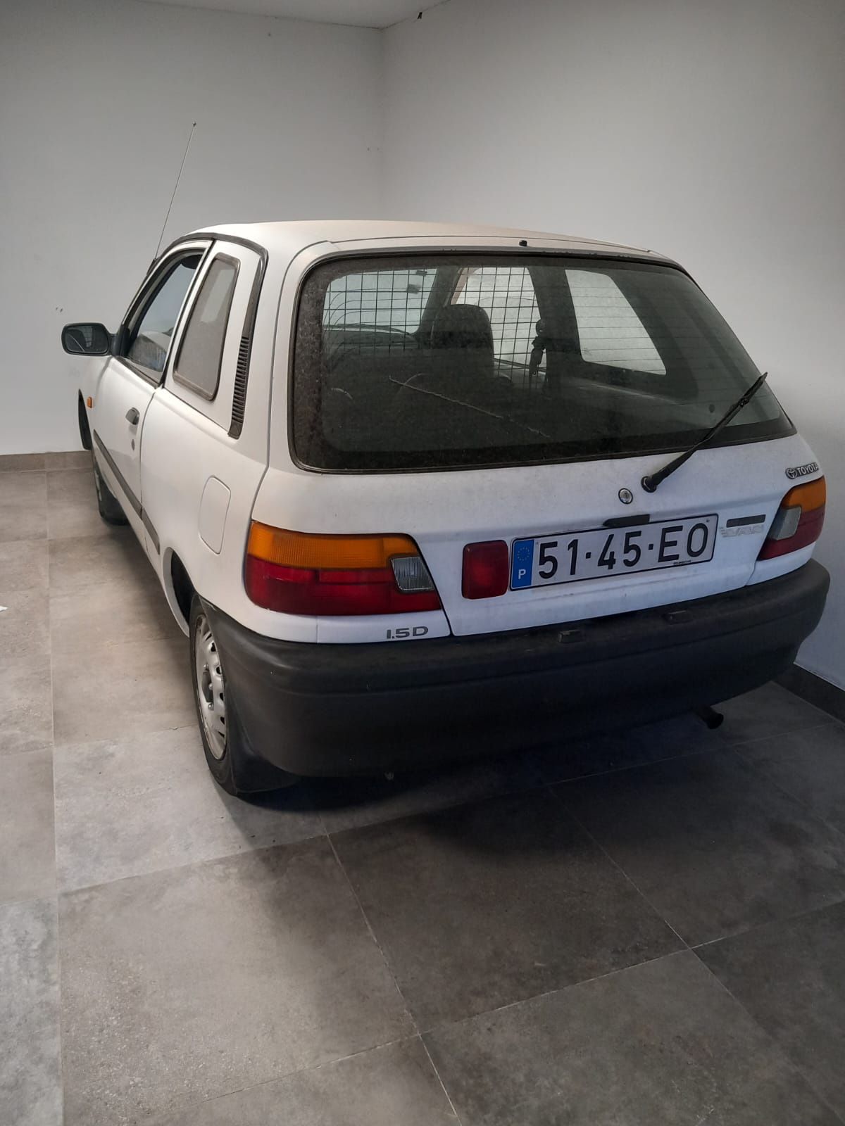Toyota Starlet 2 lugares