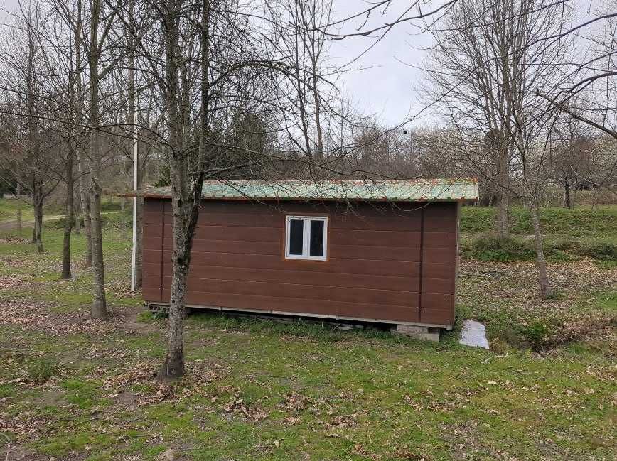 Casa contentor móvel quase pronta