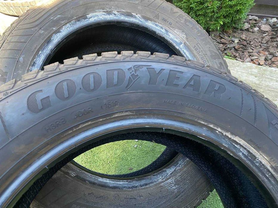 Шини зимові 195 60 15 Goodyear