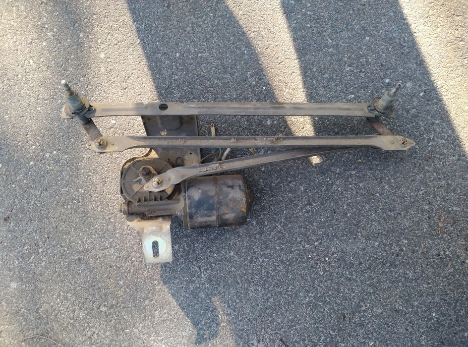 Трапеція склоочищувача 2109