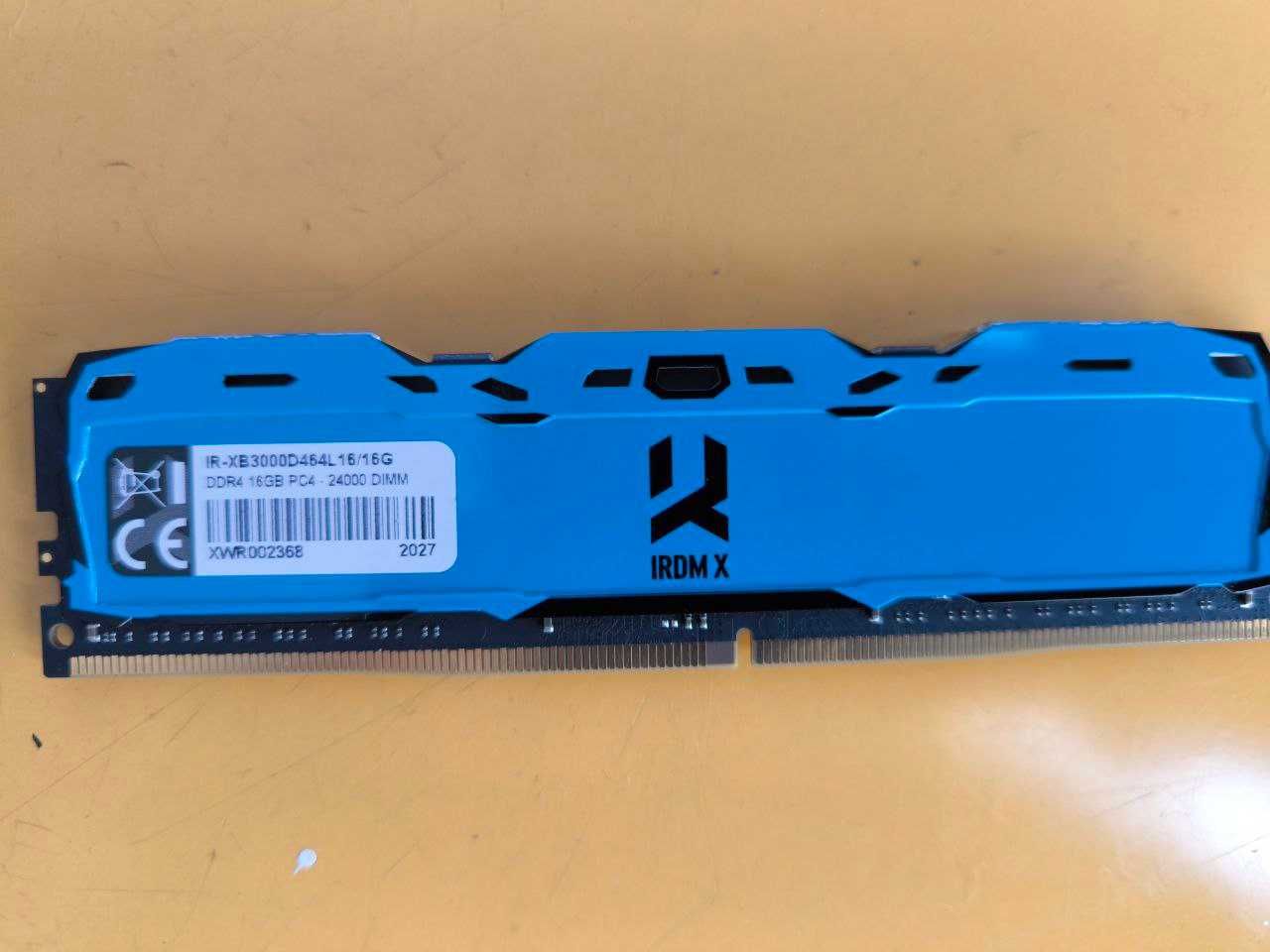 Пам'ять для ПК DDR4 16GB