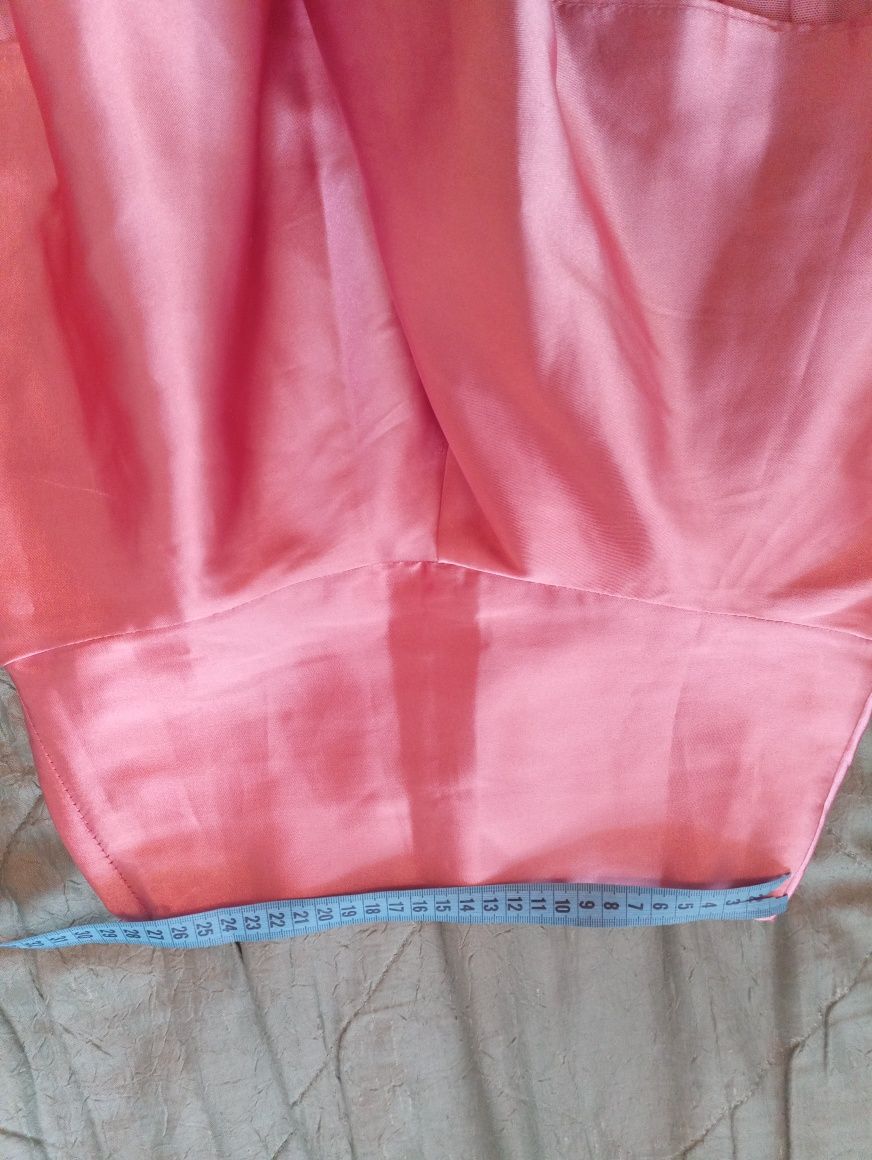 Спідничка нарядна пишна рожева на дівчинку гіпюрова атласна юбка