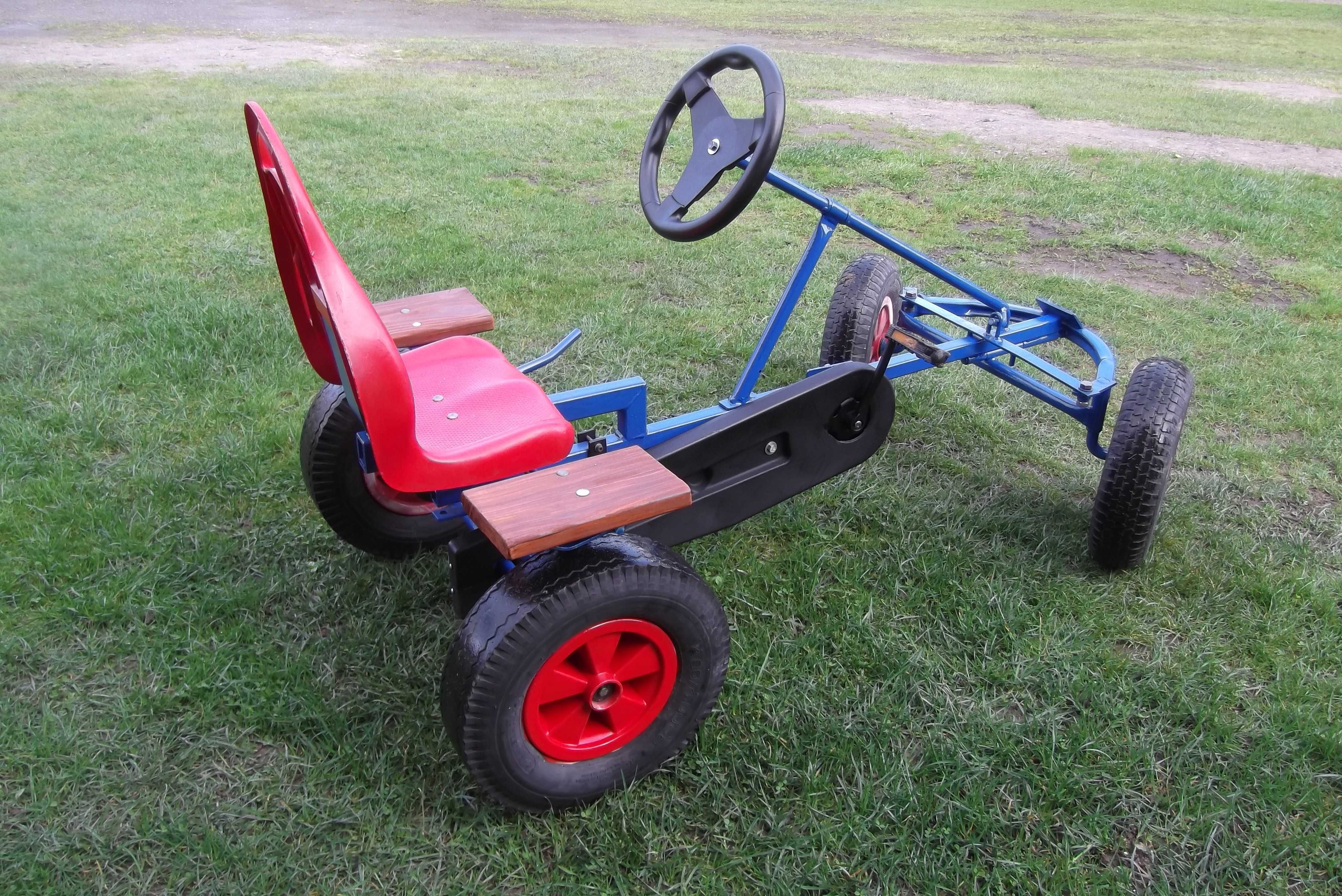 Gokart  / gokard /  na pedały  Duży