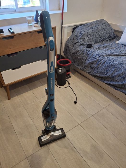 Aspirador vertical Rowenta 2 em 1
