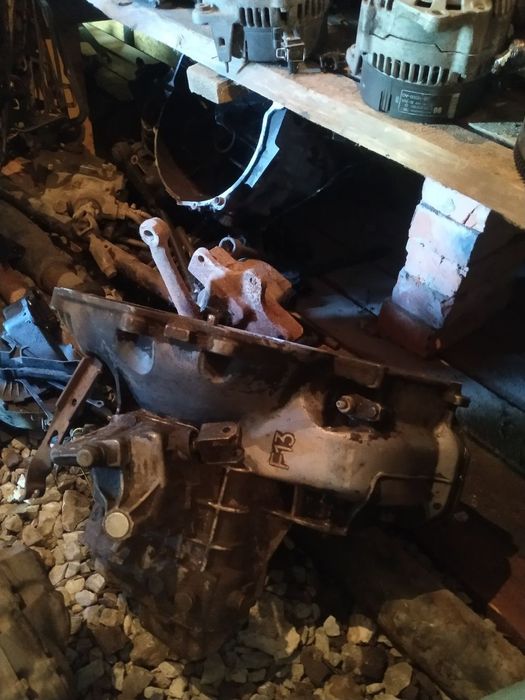 Коробка Opel F13 F15 F16 F18 є багато в наявності