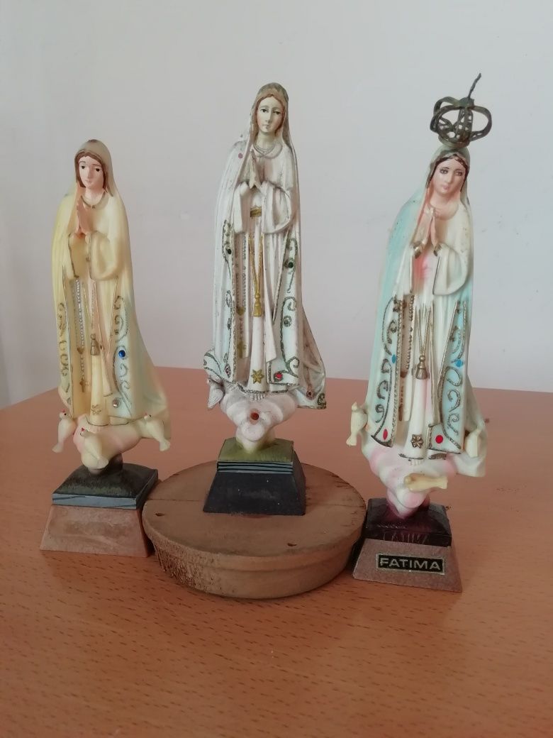 Conjunto de figuras de N. Sra. de Fátima.