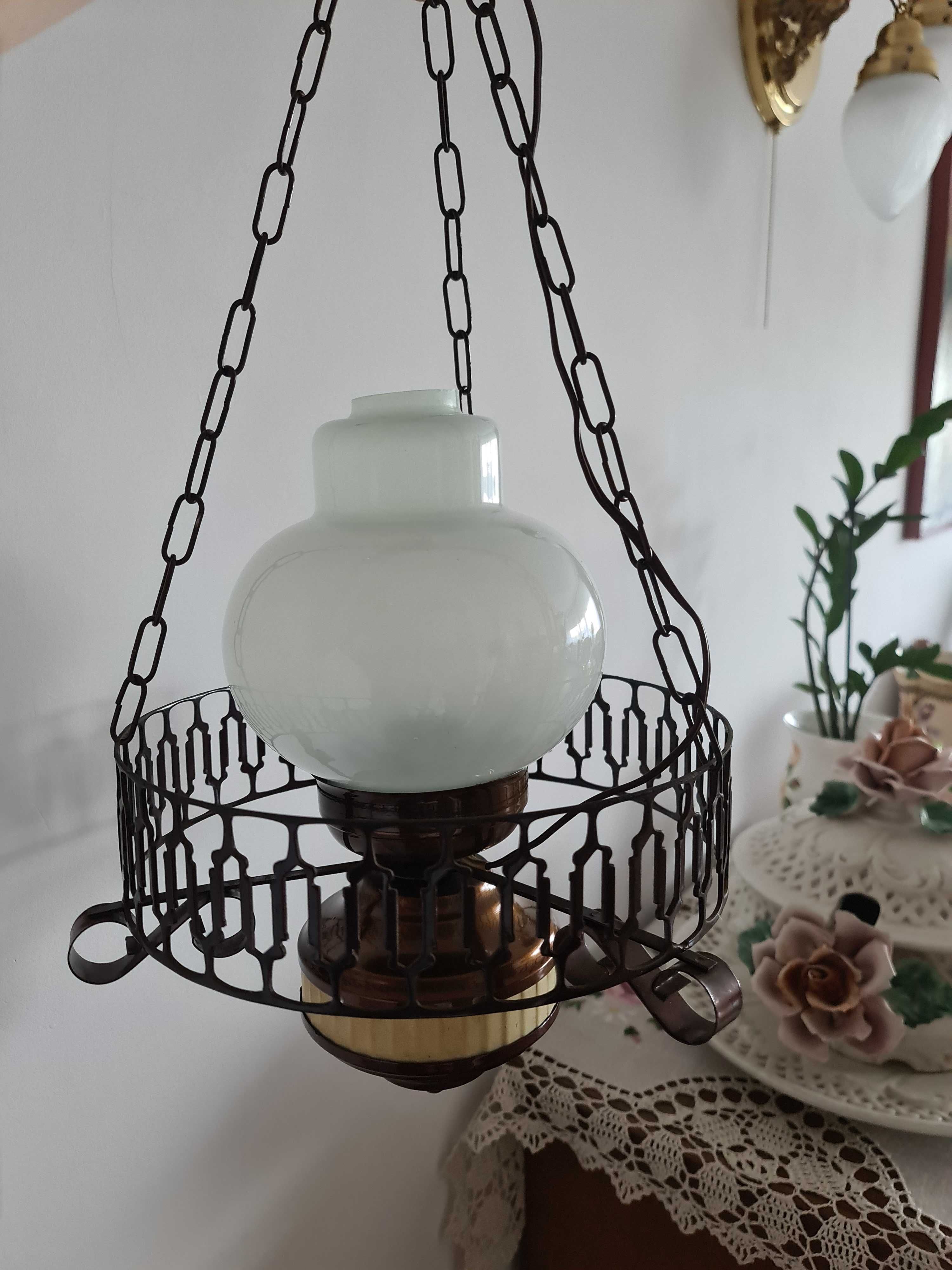 Stara lampa po babci