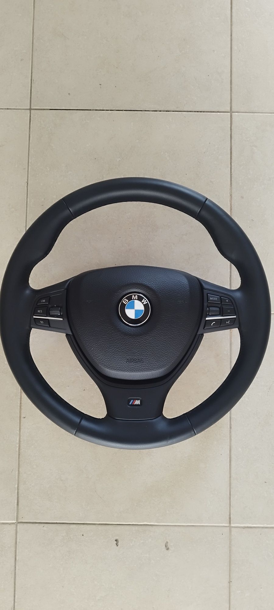 Volante BMW f11 versão M