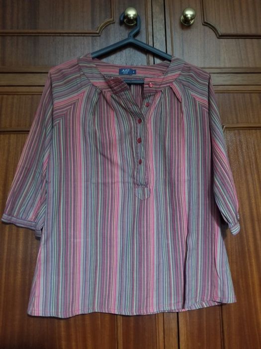 Blusas e camisas novas S