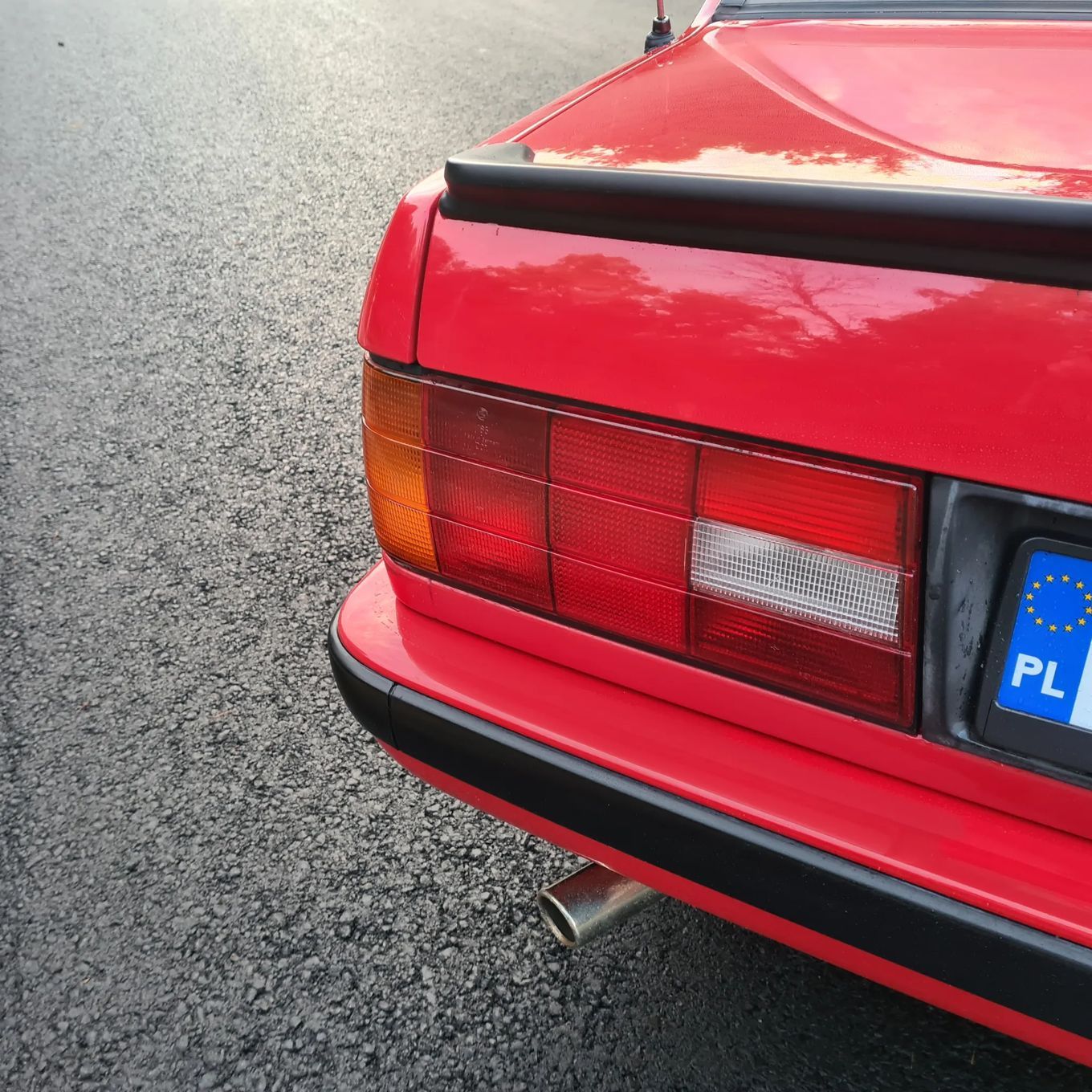BMW Seria 3 E30 318i 2d zinnoberot