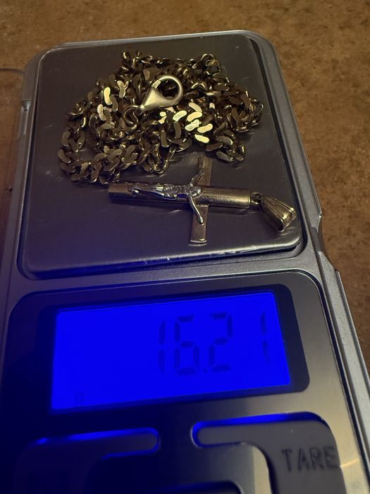 Złota kuta pancerka z krzyżykiem 16,21 g