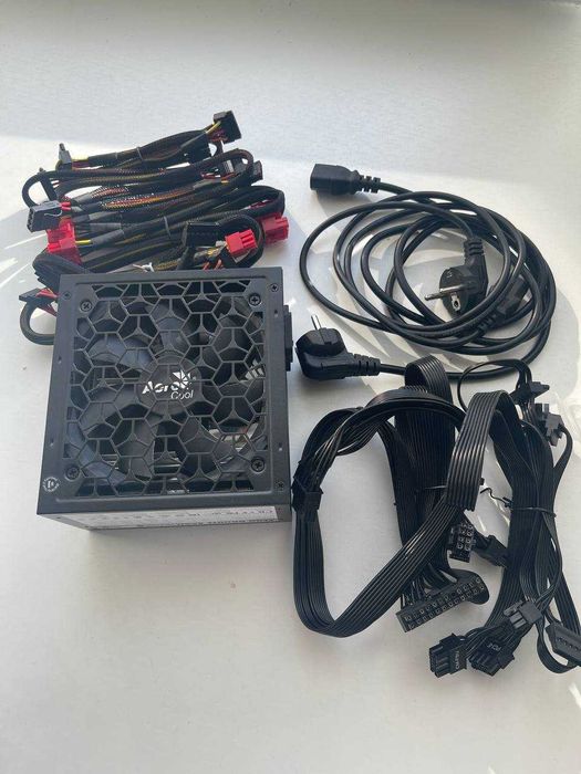 Продам Блоки питания(Chieftec/Aerocool/Cobra)