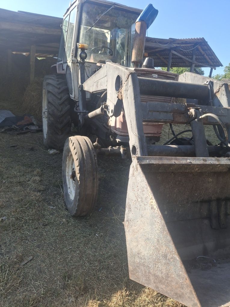 Продам трактора і причіп