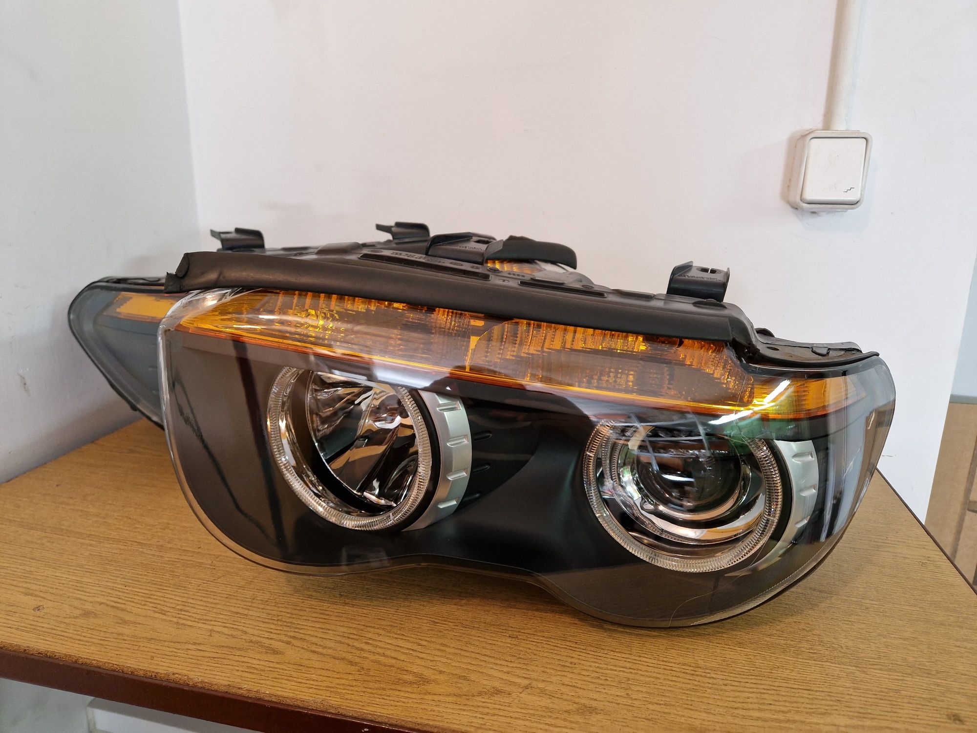 Reflektory po regeneracji Bmw e39 e53 e60 e61 e65 e81 e83 f10 f11