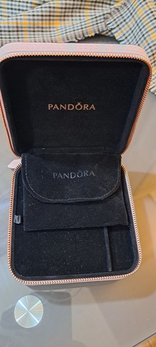 Caixa de jóias Rara Pandora.