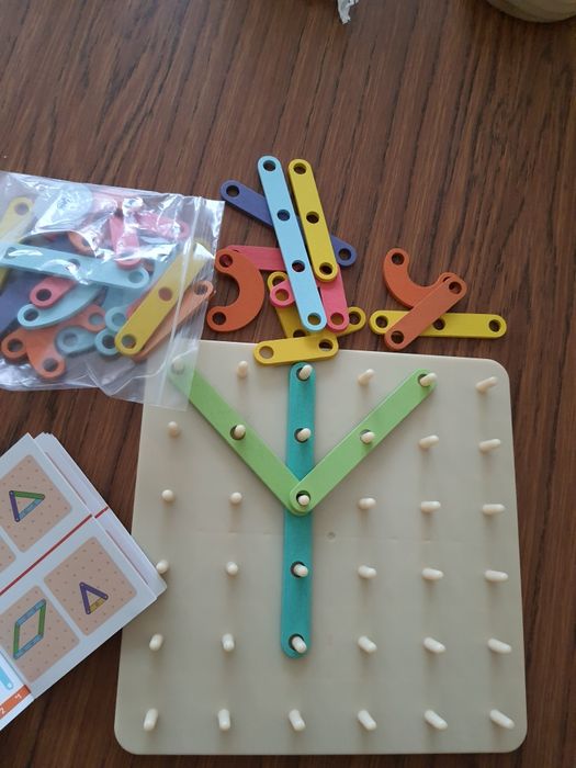 Kreatywne puzzle drewniane Montessori