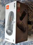 Coluna JBL FLIP 6 com garantia de loja. Cinza.