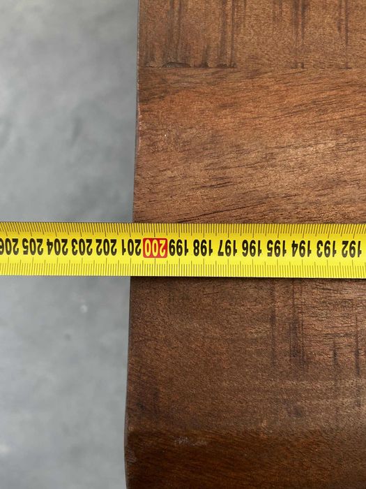 Stół drewniany w stylu loftowym