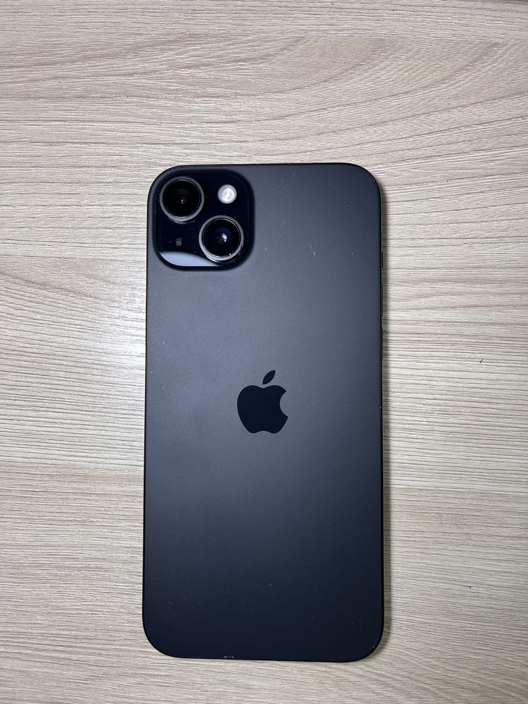 Продам Iphone 15 Plus 128 g Neverlok ,E sim Стан 9/10 ,батарея 88%