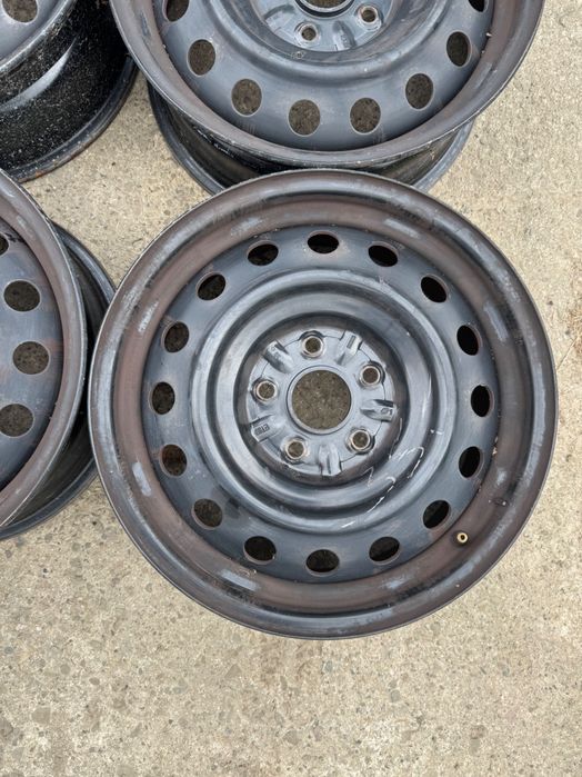 Toyota Avensis, Verso, Auris 16 cali Oryginalne Felgi Stalowe