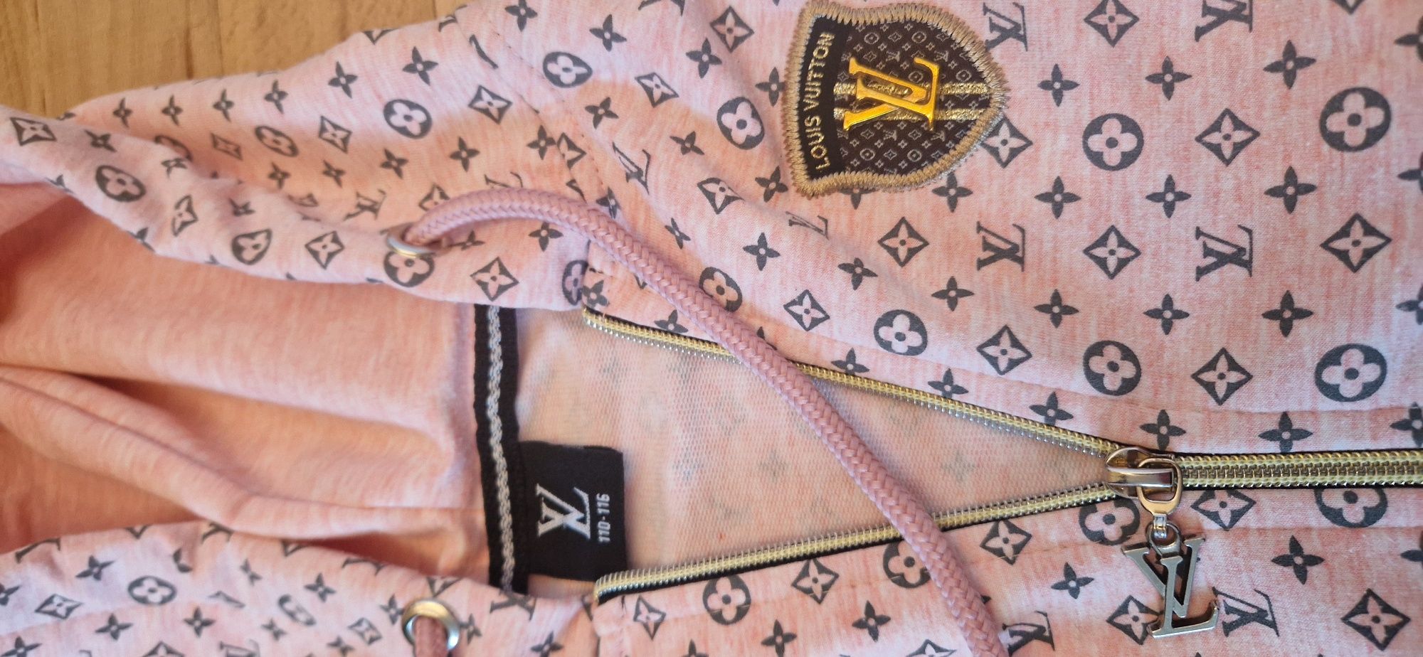 Dres dziewczęcy Louis Vuitton