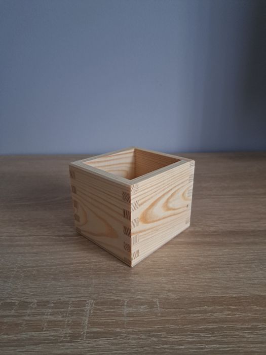 Skrzynka drewniana