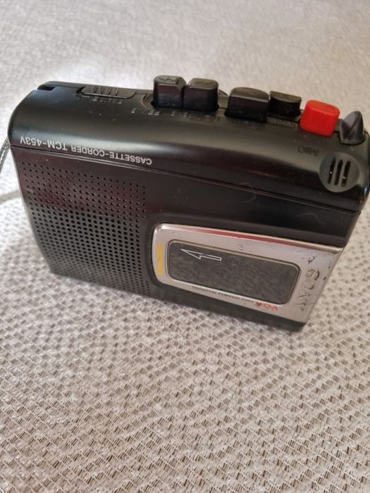 Magnetofon SONY gra nagrywa przewija STAN BD