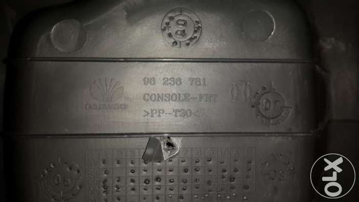 DAWOO lanoc CEVROLE консоль КПП оригинал,б/e, 96236781