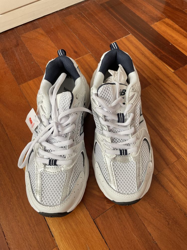 Sapatilhas New Balance 530