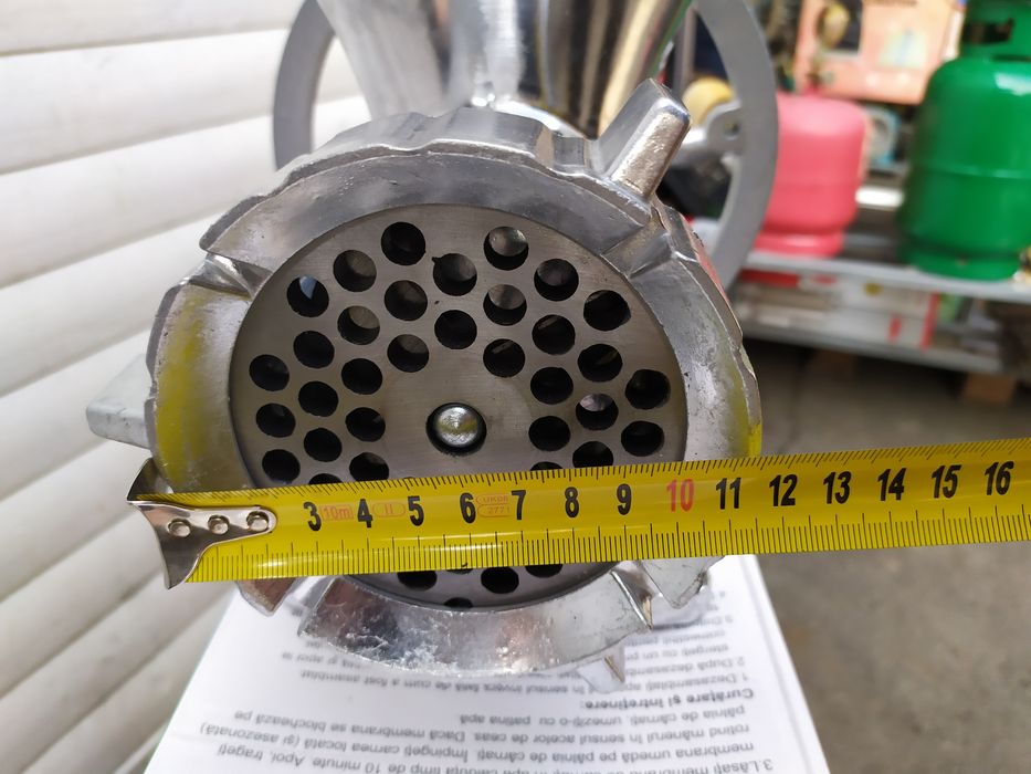 Алюминиевая мясорубка 32, ручная или под электродвигатель промышленная