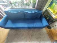 Sofa trzyosobowa. 3 letnia