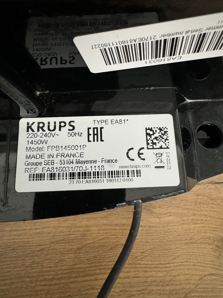 Ekspress Krups EA 81 FPB145001p 15 bar