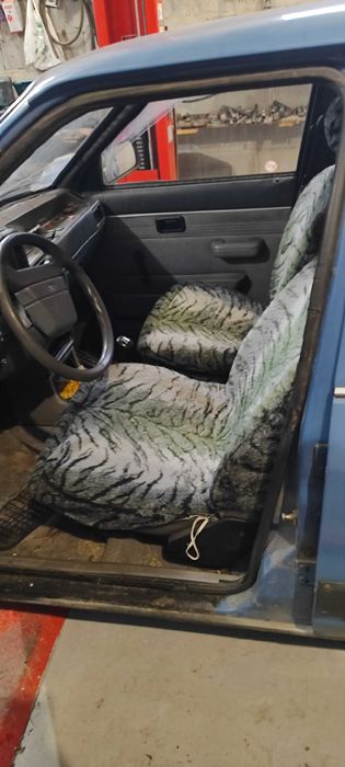 Форд оріон 1.8 бензин 1988р,на ходу