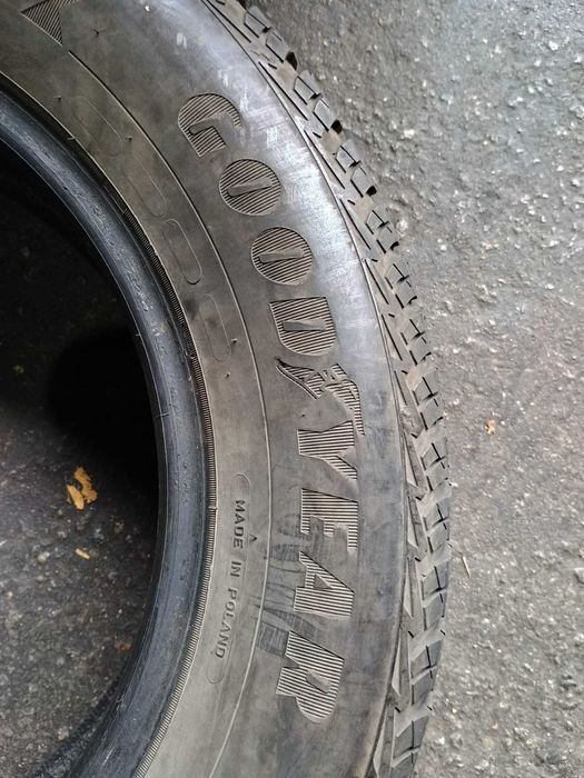 ШИНИ 215/65 R16 98Т GOODYEAR  пара 4 мм