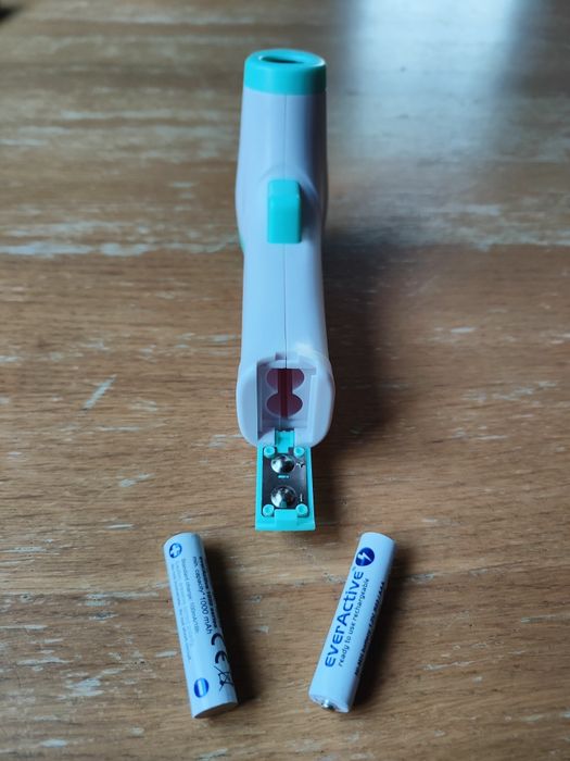 Termometr bezdotykowy na podczerwień innoGIO