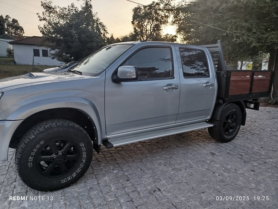 Izuzu-dmax 4x4 em ótimo estado