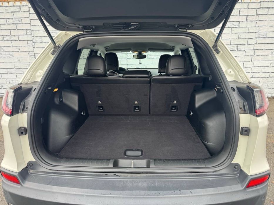 Jeep Cherokee 3.2 Car Invest Ukraine Лізинг