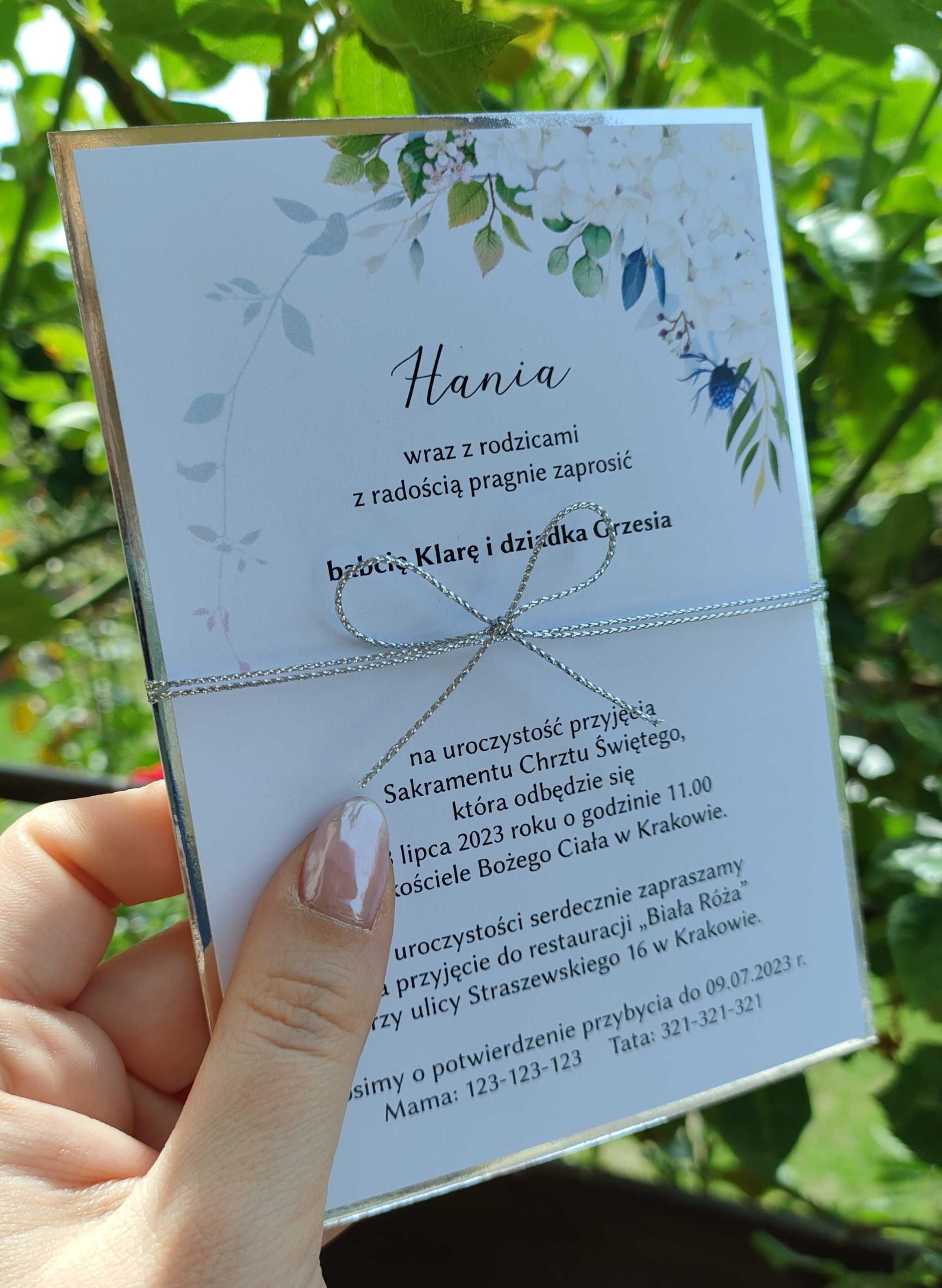 Zaproszenia na Chrzest Święty z personalizacją koperta w zestawie
