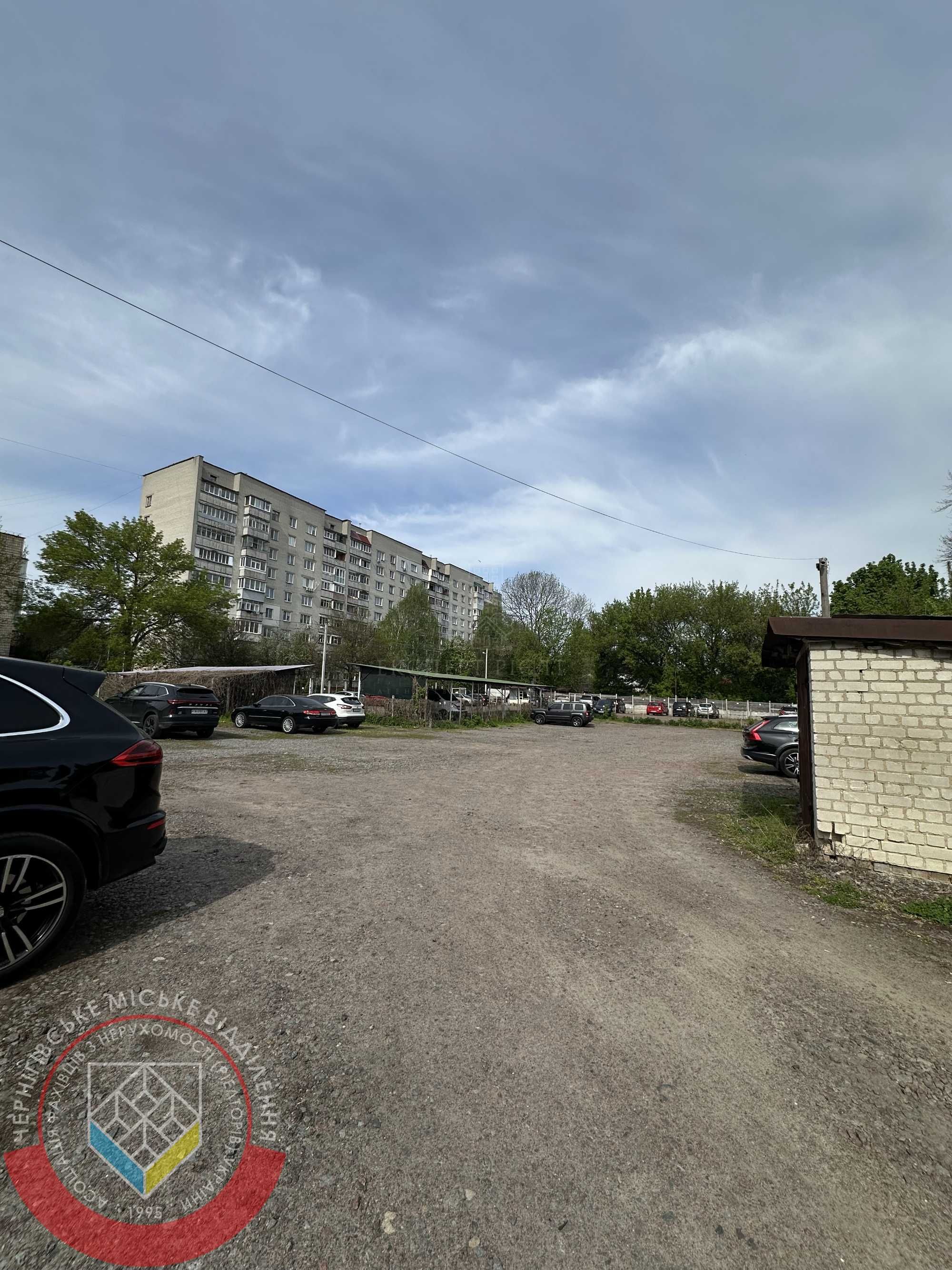 RLT K01 Оренда парковки на 40 місць в центрі міста