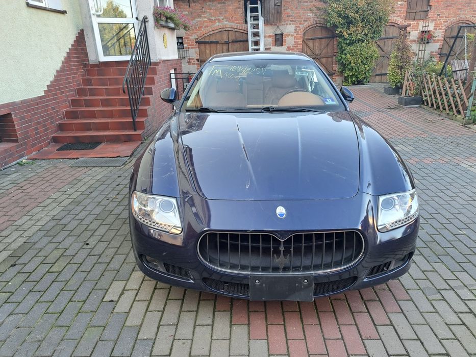 Maserati quattroporte mały przebieg 4.2 skrzynia zf