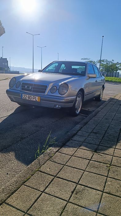 Mercedes E220D W210