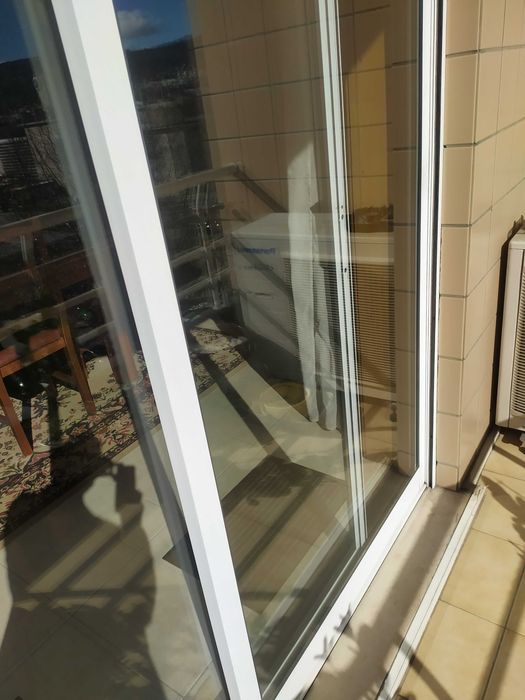Portas de varanda e janelas em aluminio