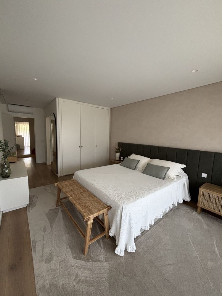 Apartamento T2 em Condominio fechado com Jardim privado de 100m2