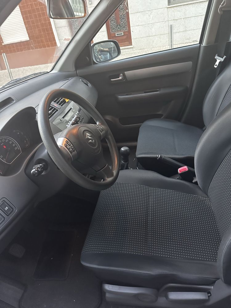 Suzuki swift 2005