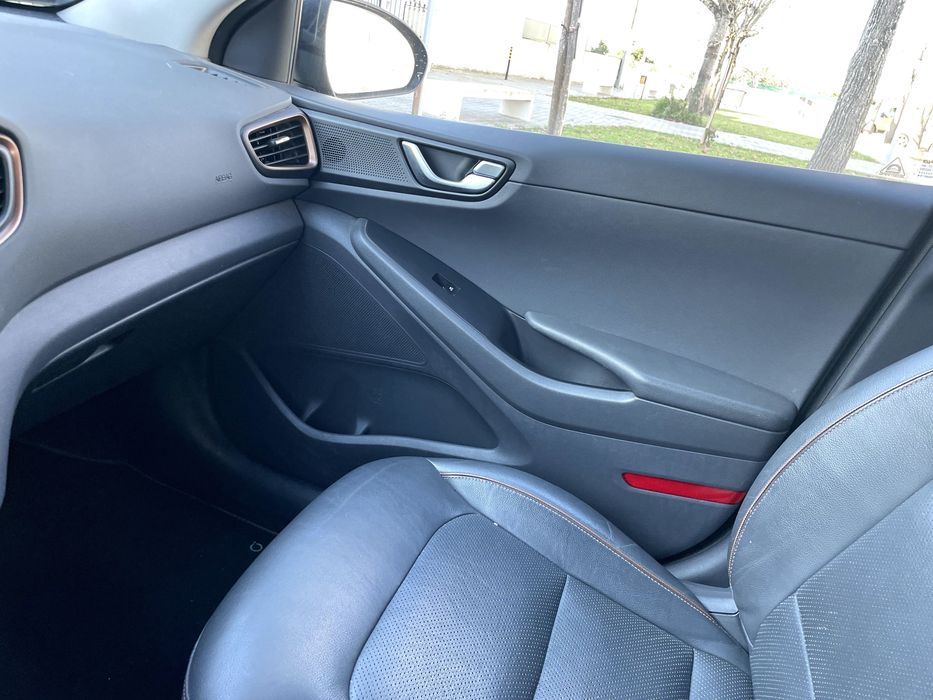 Hyundai Ioniq EV 100% eletrico