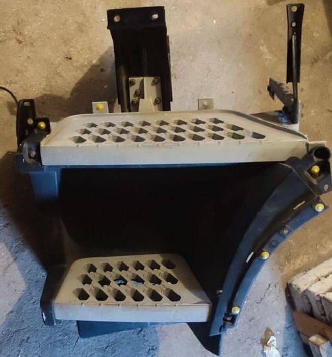 Schody stopienie do Volvo FH4