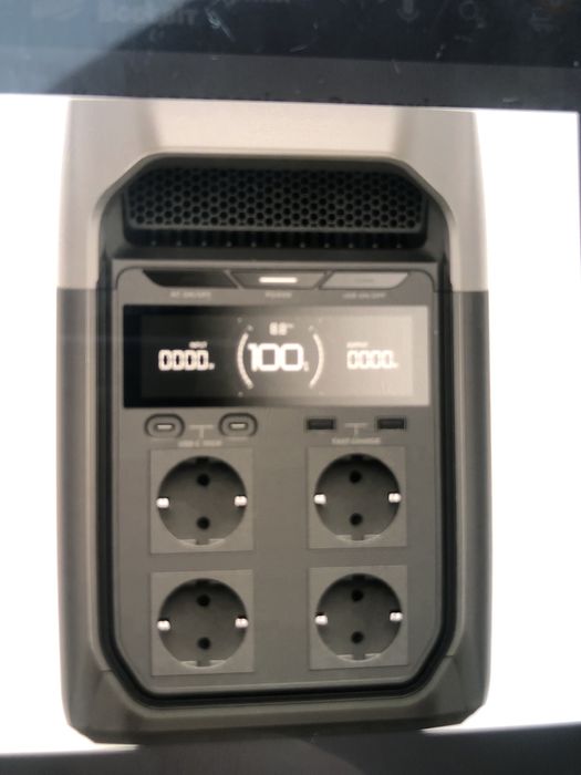 Продам зарядну станцію ecoflow delta3